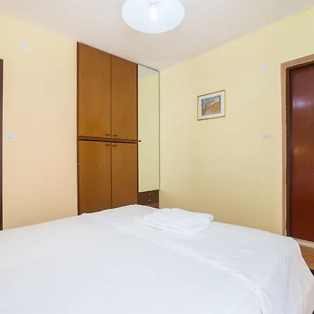 Apartment Rose Trogir